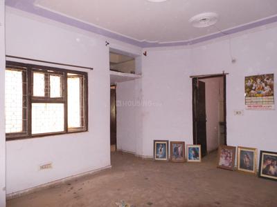 Gallery Cover Image of 1400 Sq.ft 3 BHK Apartment for buy in Janakpuri for 4500000