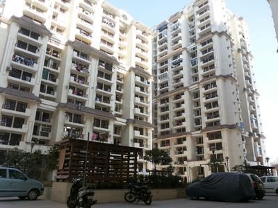 Gallery Cover Image of 1045 Sq.ft 2 BHK Apartment for buy in Mahagunpuram for 3150000