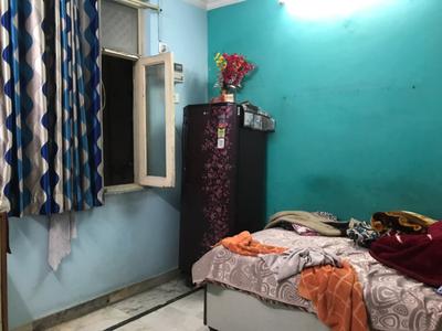 Gallery Cover Image of 600 Sq.ft 2 BHK Independent Floor for buy in Subzi Mandi for 3200000