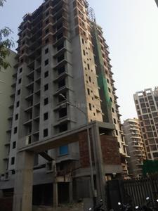 Gallery Cover Image of 1100 Sq.ft 2 BHK Apartment for buy in Malad West for 13000000