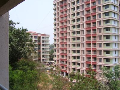 Gallery Cover Image of 1450 Sq.ft 3 BHK Apartment for buy in Thane West for 15500000