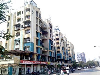 Gallery Cover Image of 565 Sq.ft 1 BHK Apartment for buy in Thane West for 6800000