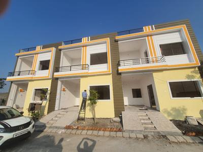 Gallery Cover Image of 1700 Sq.ft 3 BHK Villa for buy in Omaxe City Villas, Omex City for 5000000
