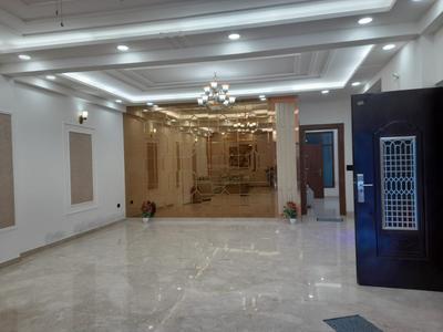 Gallery Cover Image of 1800 Sq.ft 3 BHK Independent House for buy in Abhay Khand for 26000000