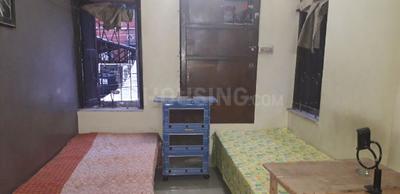 Bedroom Image of Debroy PG in New Alipore