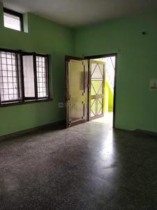 Gallery Cover Image of 600 Sq.ft 2 BHK Independent Floor for rent in Laxman Chowk for 7000