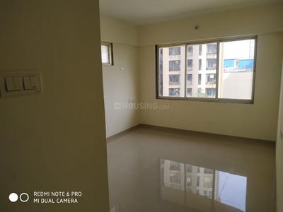 Gallery Cover Image of 444 Sq.ft 1 BHK Apartment for buy in Mulund West for 6000000