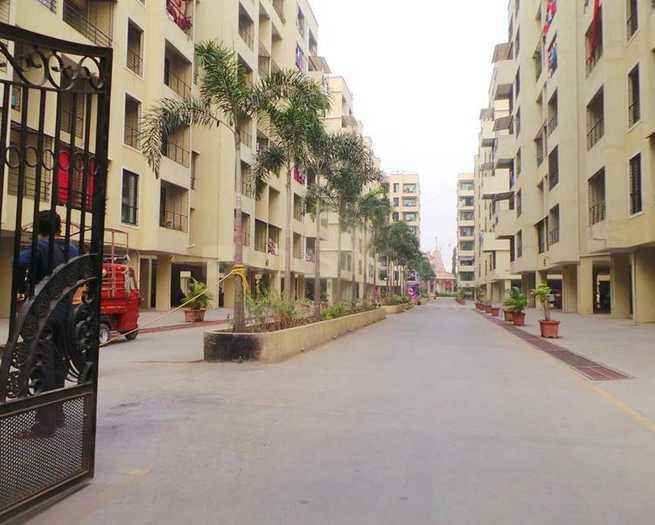 1350 Sqft 3 BHK Apartment for sale in Raj Mohan Tulsi Vihar Badlapur