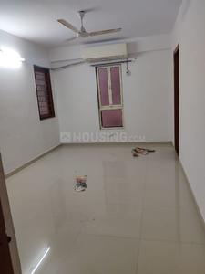 Gallery Cover Image of 1500 Sq.ft 3 BHK Apartment for rent in Shivalik Sanjay Tower, Satellite for 21000