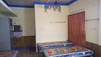 Bedroom Image of Malligai Magalir Hostel in KK Nagar