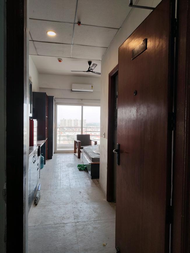 Paramount Golfforeste Premium Apartments - Image 5