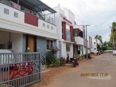 Gallery Cover Image of 808 Sq.ft 2 BHK Villa for buy in Viratripattu for 3158000