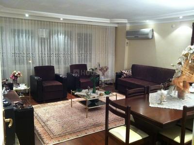 Gallery Cover Image of 1500 Sq.ft 2 BHK Apartment for buy in Kandivali West for 20000000