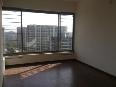 Gallery Cover Image of 1475 Sq.ft 3 BHK Apartment for buy in Ghatkopar West for 29800000