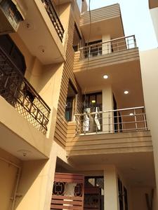 3 BHK Independent Floor
