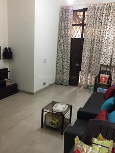 Gallery Cover Image of 701 Sq.ft 1 BHK Apartment for buy in Chittaranjan Park for 10000000