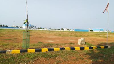 Gallery Cover Image of Sq.ft Residential Plot for buy in Vadaperumbakkam for 3100000