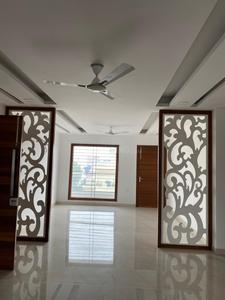 Gallery Cover Image of 4500 Sq.ft 4 BHK Independent Floor for buy in Sector 21C for 18000000