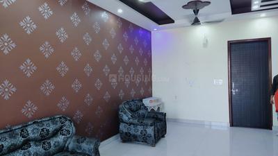 Gallery Cover Image of 1600 Sq.ft 3 BHK Independent Floor for rent in Sector 64 for 6500
