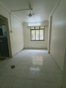 Gallery Cover Image of 225 Sq.ft 1 RK Apartment for rent in New Mhada Complex, Malad West for 10000
