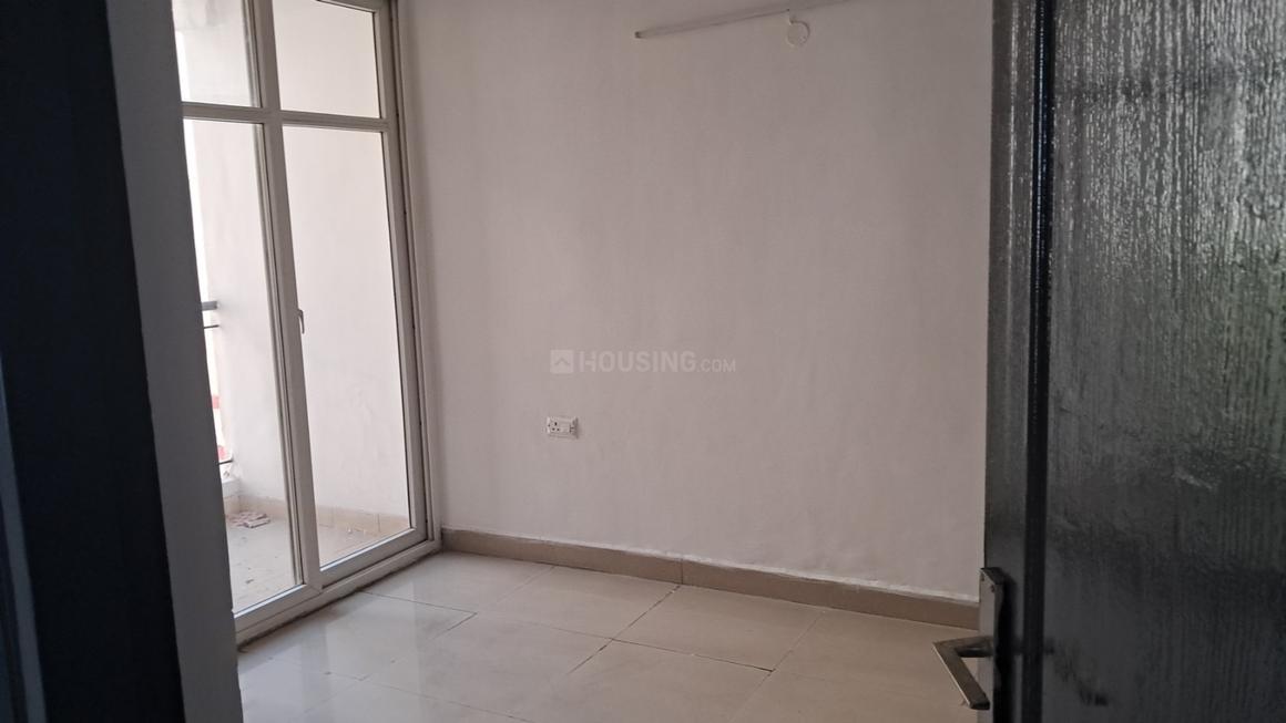 Amrapali Princely Estate - Image 6