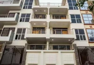 Building Image of Safe& Secure in Sector 71