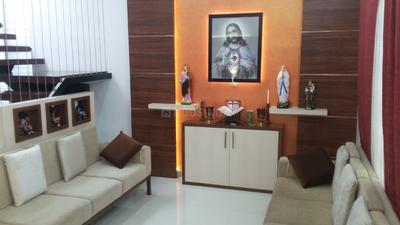 Gallery Cover Image of 2400 Sq.ft 3 BHK Independent Floor for buy in Maradu for 14000000