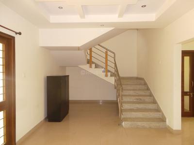 5 BHK Independent House