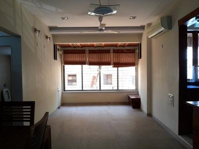 Gallery Cover Image of 1150 Sq.ft 2 BHK Apartment for buy in Prabhadevi for 45000000