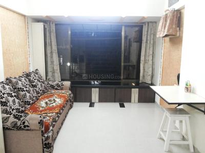 Gallery Cover Image of 400 Sq.ft 1 BHK Apartment for buy in Malad West for 7800000