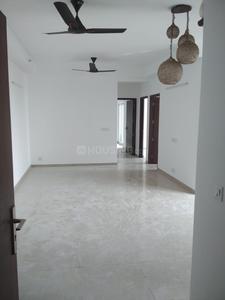 Gallery Cover Image of 1995 Sq.ft 3 BHK Independent Floor for rent in Gulshan Ikebana, Sector 143 for 25000