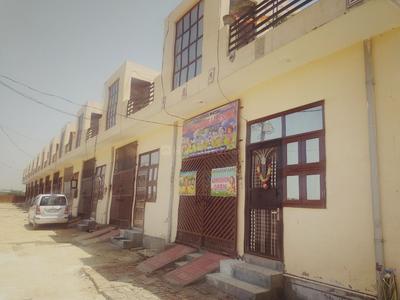 Gallery Cover Image of 900 Sq.ft 3 BHK Independent House for buy in Noida Extension for 3100000