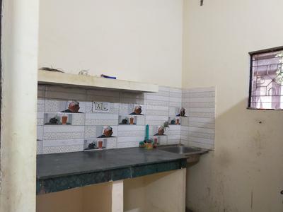 Gallery Cover Image of 400 Sq.ft 1 RK Independent Floor for rent in Nawada for 5000