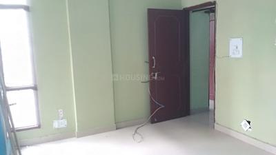 Gallery Cover Image of 1350 Sq.ft 3 BHK Apartment for buy in Patparganj for 12500000