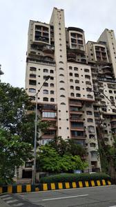 Gallery Cover Image of 1050 Sq.ft 2 BHK Apartment for buy in Andheri West for 27500000