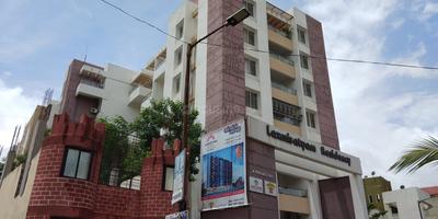 Gallery Cover Image of 439 Sq.ft 1 BHK Apartment for buy in Dhanori for 3624000