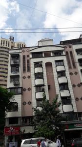 Gallery Cover Image of 640 Sq.ft 1 BHK Apartment for buy in Kandivali West for 9000000