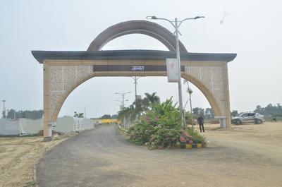 Gallery Cover Pic of Max Jannat E Awadh Ganj