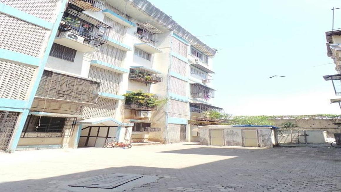 7 Under Construction Apartments Flats For Sale Near Hometown Cafe Airport Area Juhu Mumbai