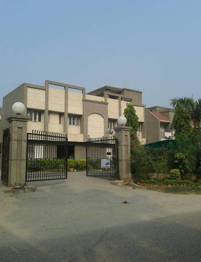 Millenium Village - Image 3