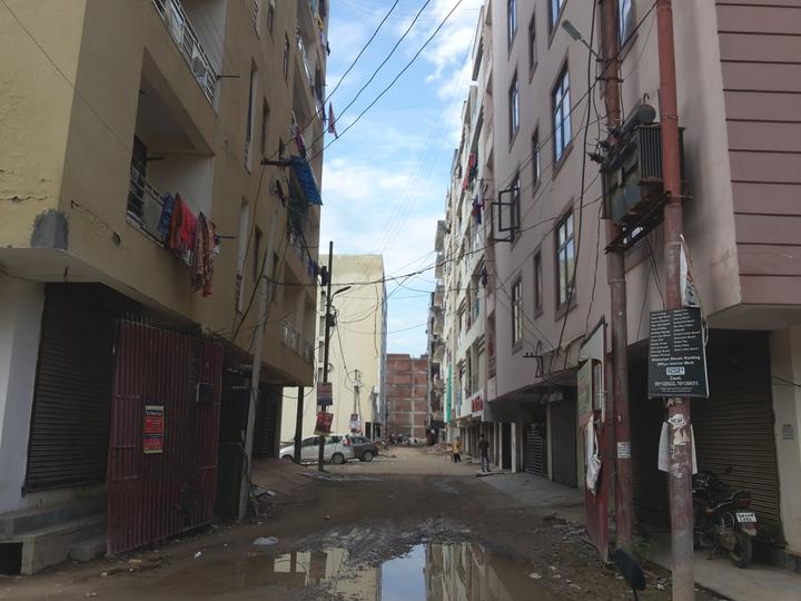 Friends Enclave Noida - Image 5