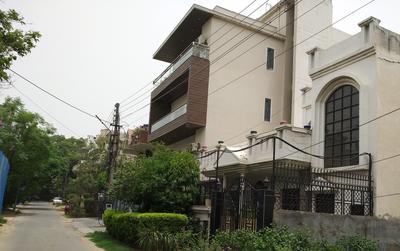 200 Sq.ft Residential Plot for Sale in DLF Phase 1, Gurgaon