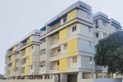 Gallery Cover Pic of S And P Essense