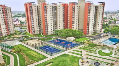 Gallery Cover Pic of Mahindra Aura
