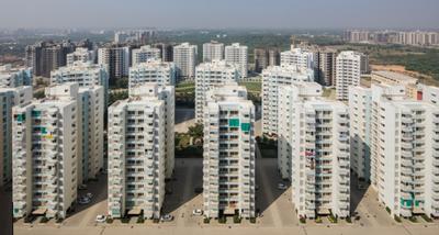 Gallery Cover Image of 1100 Sq.ft 2 BHK Apartment for buy in Godrej Garden City, Nabhoi for 4000000