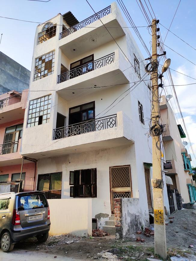 Karan Builder Floor 2 In Sector 91 Price Reviews Floor Plan
