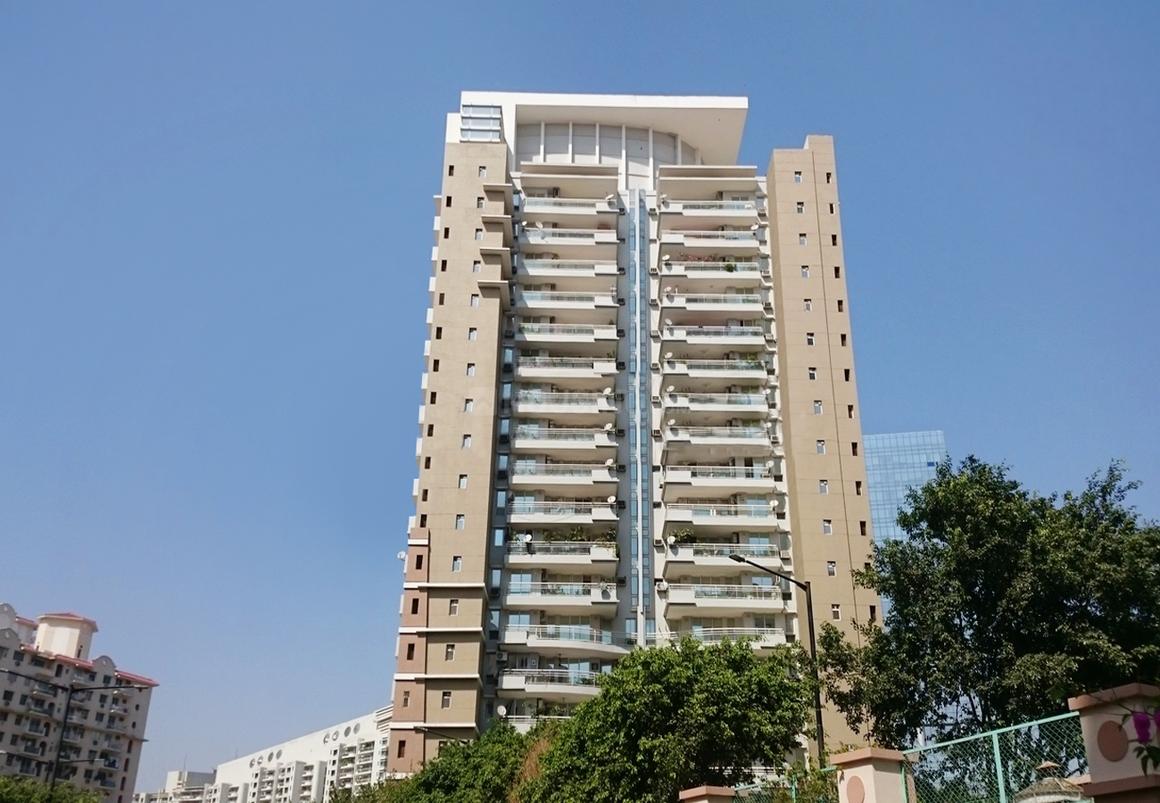 DLF Royalton Towers