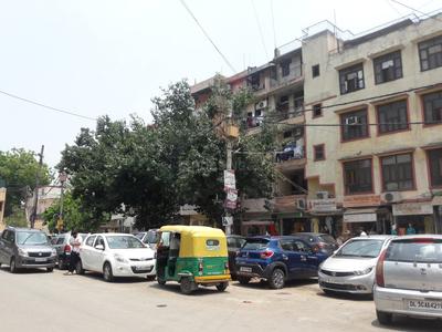 Gallery Cover Image of 450 Sq.ft 1 BHK Independent House for rent in Old Double Storey, Lajpat Nagar for 11000