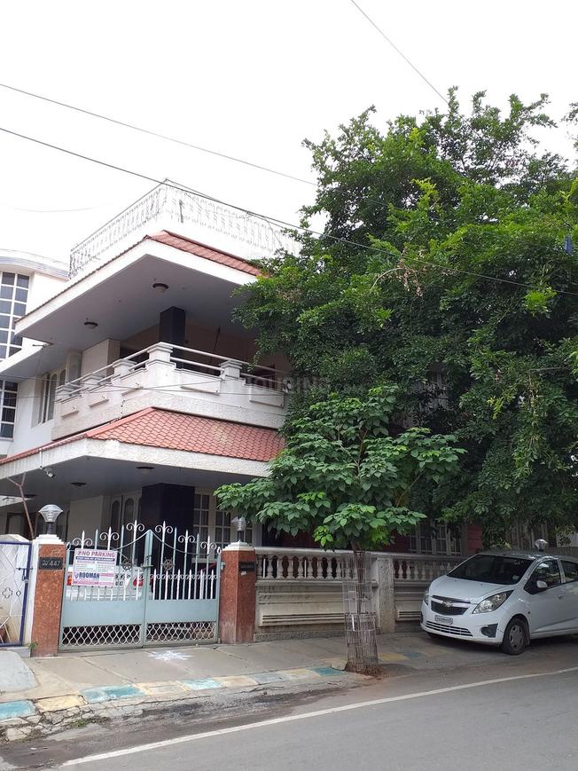 House For Sale In Cadambi School Road Basaveshwara Nagar School Walls