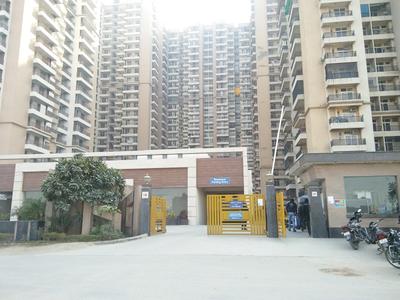 Gallery Cover Image of 1250 Sq.ft 2 BHK Apartment for buy in Saviour Greenisle, Crossings Republik for 2900000